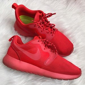 much loved Nike roshe run sz 6.5
